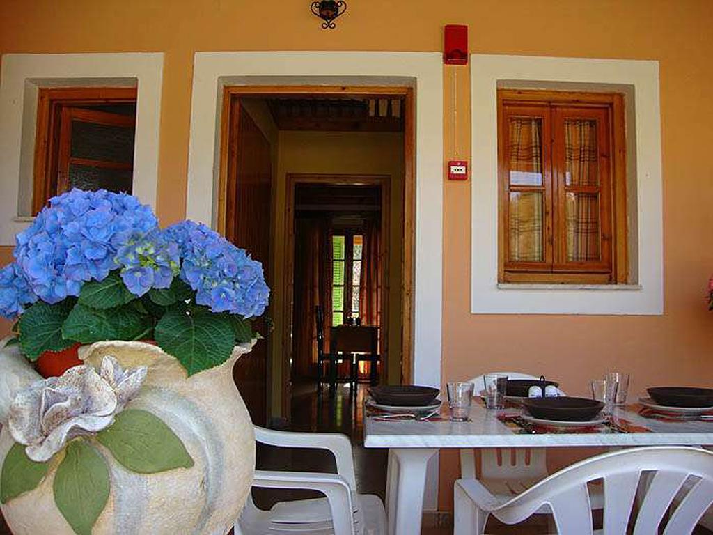 Mary Helen Apartments Касіопі Екстер'єр фото